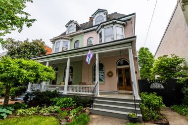 Üçüncü Cadde Şehir merkezindeki tarihi Federick, Maryland doğum evler