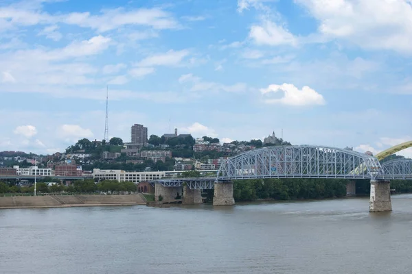 Skyline Cincinnati Ohio Desde Parque General James Taylor New Port —  Fotos de Stock