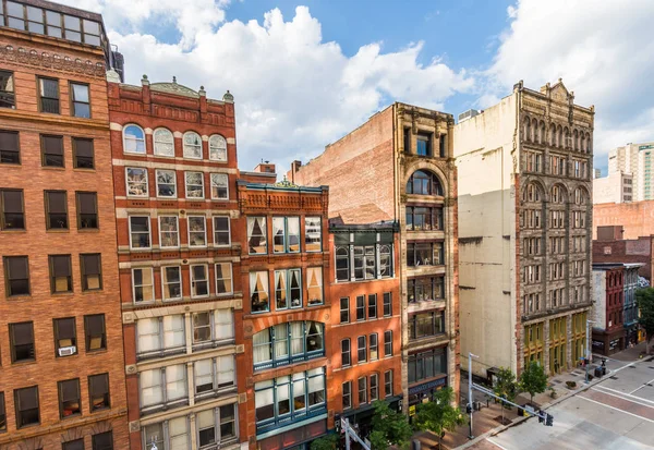 Şehir Culrural bölgesinde Allegheny açılış Pittsburgh, Pennsylvania yanında