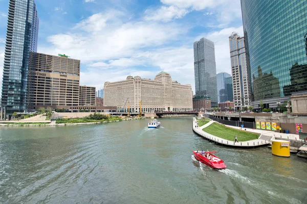 North Riverwalk North Branch Chicago River Chicago Illinois —  Fotos de Stock