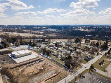 Kırsal tarım arazileri ve kırmızı aslan, Pennsylvania banliyölerde hava