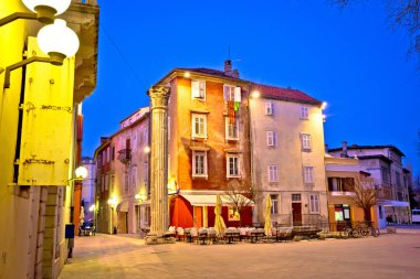 Town Zadar kare akşam görünümü