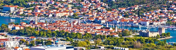 Eski Unesco kasaba Trogir hava panorama