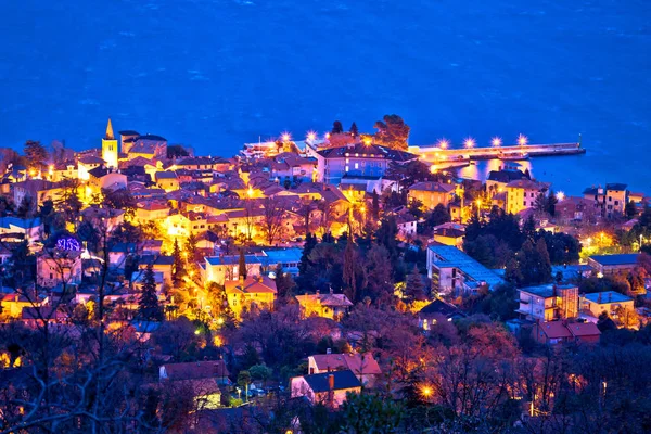 Stadt Lovran Luftaufnahme Abend — Stockfoto