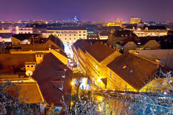 Zagreb daken avond komst weergave — Stockfoto