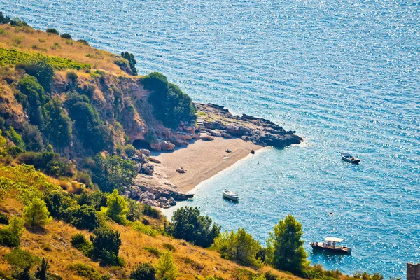 Idylliska hemliga stranden på ön Brac — Stockfoto