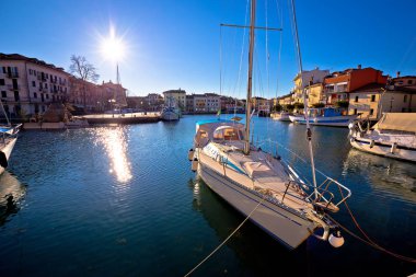 Grado şehir su manzaralı