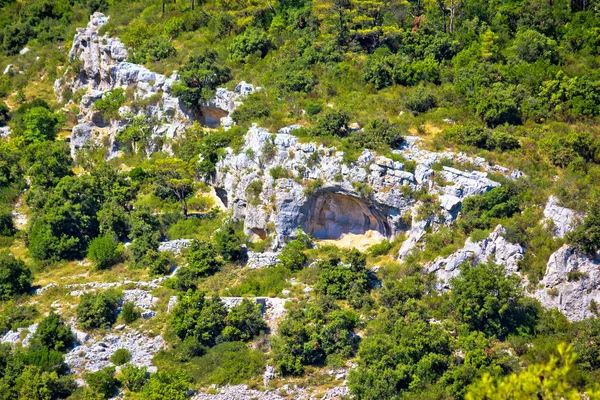 ヴィス島のチトーの洞窟 — ストック写真