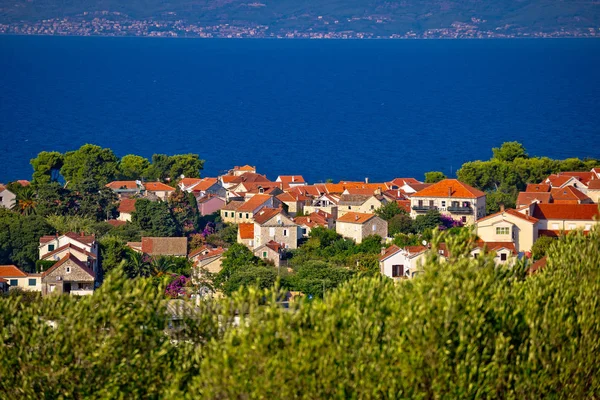 Προβολή παράλια πόλη της Sutivan — Φωτογραφία Αρχείου