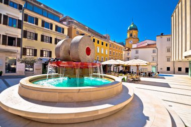 Rijeka kare ve Çeşme görünümü