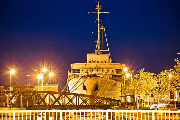 Abendliche Ansicht des Schiffswracks von Galeb — Stockfoto