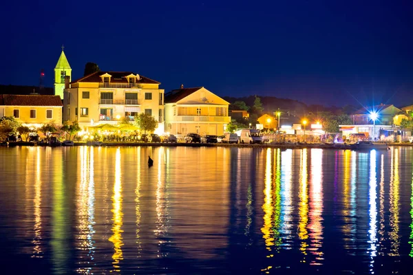 Vista noturna da aldeia de Sukosan Adriatic , — Fotografia de Stock