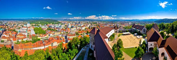 Colorata vista panoramica aerea di Lubiana — Foto Stock