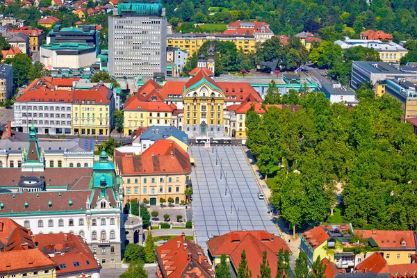 Luchtfoto skyline van Ljubljana stad — Stockfoto