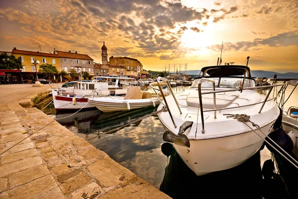 Stadt Krk goldenen Morgen Blick — Stockfoto