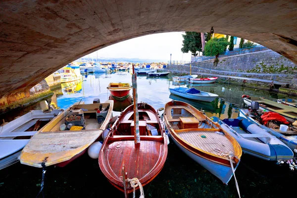 ICICI dorp brug en de haven in Opatija riviera bekijken — Stockfoto