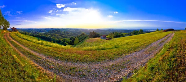 Zelená krajina Medjimurje regionu panoramatický výhled z kopce — Stock fotografie