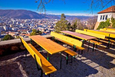 Graz City bakış açısı ve restplace Schlossberg tepe üzerinde