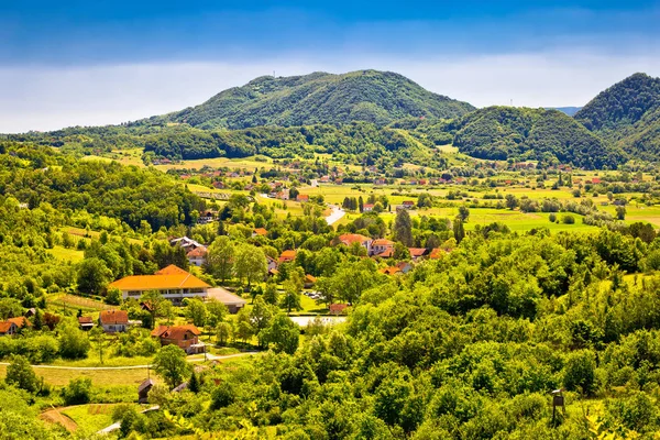 Kumrovec 渓谷の緑の風景景色 — ストック写真