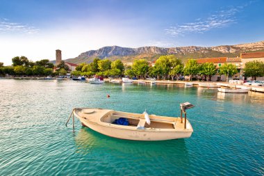 Kastel Sucurac tarihi su manzaralı