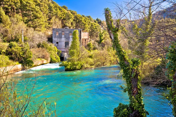 Fuente del río Jadro cerca de Solin vista —  Fotos de Stock