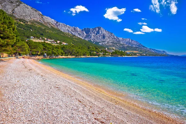 Spiaggia idilliaca Punta Rata a Brela vista aerea — Foto Stock