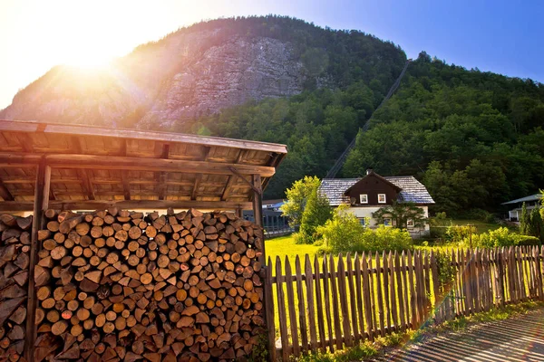 Hallstatt mountain rail and Alpine landscape sun haze view — Stock Photo, Image