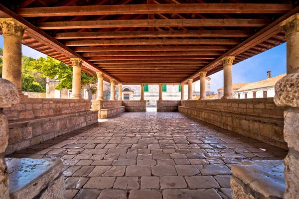 Blato on Korcula island historic stone town lodge view — Stock Photo, Image