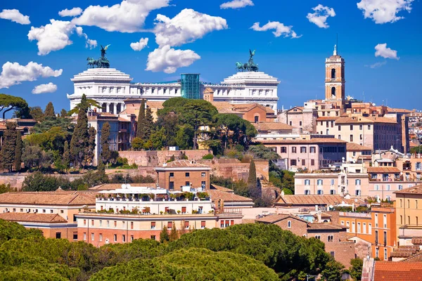 Róma. Róma örök városa a tetőtéri kilátást jelöli. — Stock Fotó