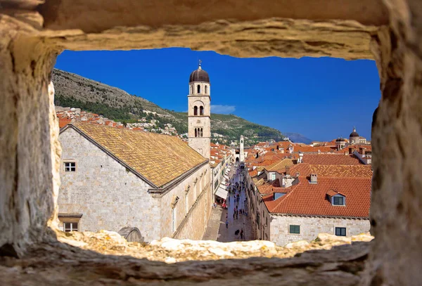 Dubrovnik. Famosa calle Stradun en Dubrovnik vista — Foto de Stock