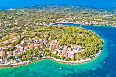 Lumbarda Korcula adası takımadaları havadan görünümünde