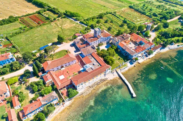 Dajla abandonado convento aéreo vista panorâmica costa — Fotografia de Stock