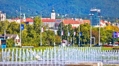 Zagreb 'in kare ve başkentindeki çeşmeler manzaralı