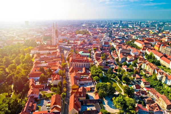 Zagreb. Aerial sun haze view of Zagreb cathedral and historic ci — Stock Photo, Image
