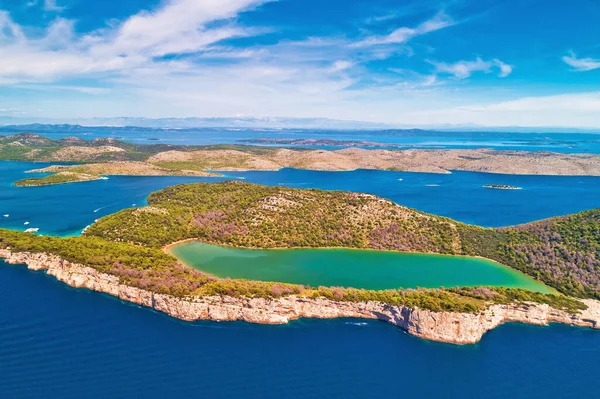 Telascica nature park and green Mir lake on Dugi Otok island aer — Stock Photo, Image