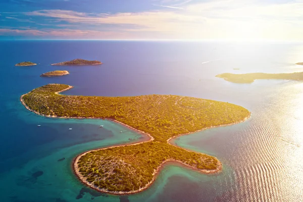 Aba Vela ön i Kornati nationalpark solnedgång antenn utsikt — Stockfoto