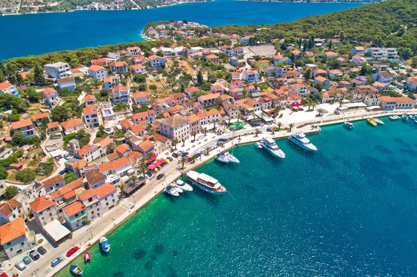 Adriatische stad Rogoznica Aerial kustlijn uitzicht — Stockfoto