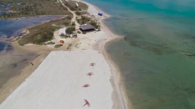 Nin, Hırvatistan. Nin kumsalı hava manzaralı Queen 's plajı, Velebit dağı arka planı, Hırvatistan' ın Dalmaçya bölgesi