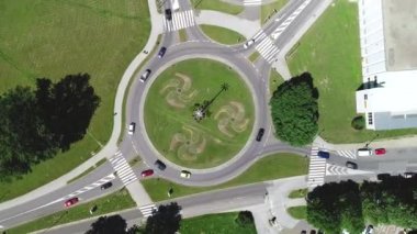 Hırvatistan 'ın Cakovec kentindeki kavşağın hava manzarası