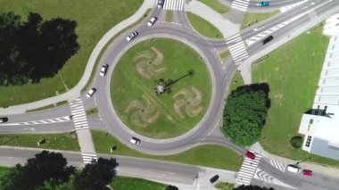 Hırvatistan 'ın Cakovec kentindeki kavşağın hava manzarası