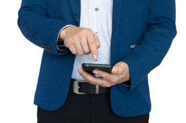 bir akıllı telefon kullanma 