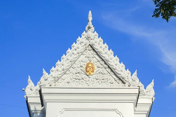 Spitze des schönen Tempels — Stockfoto