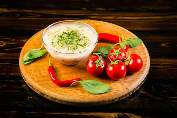 Soup with meat and greens — Stock Photo, Image