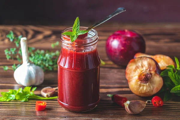 Homemade DIY natural canned hot plum sauce chutney with chilli — Stock Photo, Image