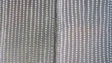 tuz çiftlik alanında hasat yığını