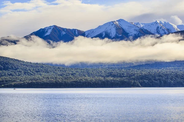 Hermoso paisaje del lago te anau destino viajero más popular — Foto de Stock