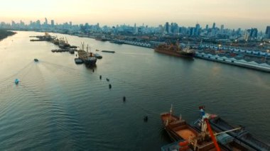 bangkok Tayland chaopraya Nehri'nin havadan görünümü