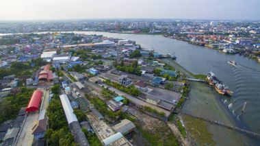 Bu hava görünümünü çene mahachai samtuhsakorn olay nehirde 