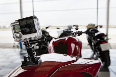 fotoğraf makinesi cam reccorder motosiklet üzerinde