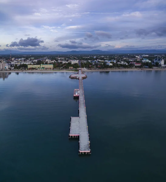 Flygfoto över prachuap khiri khan harbor södra Thailand — Stockfoto